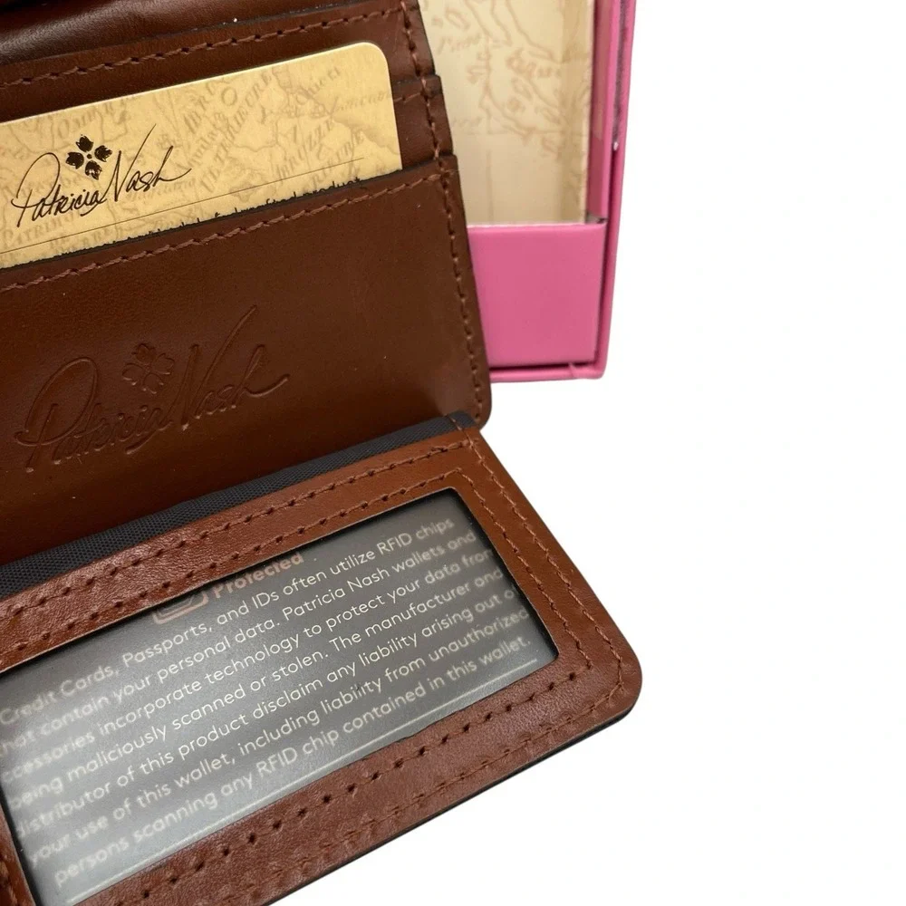 Patricia Nash Leather Cassis Id Credit Card Case Watercolor‎ Butterfly Gift Box